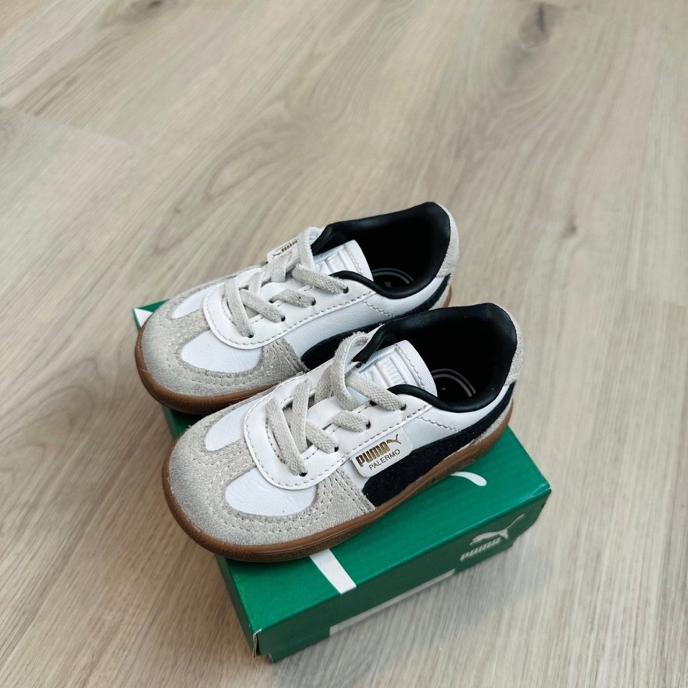Puma Kids White and Black Sneakers